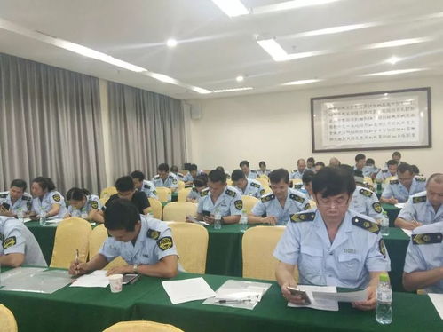 保障 指尖美味 更安全海口市食药监局局召开 网络餐饮服务监督管理办法 暨食品安全突发事件处置培训会